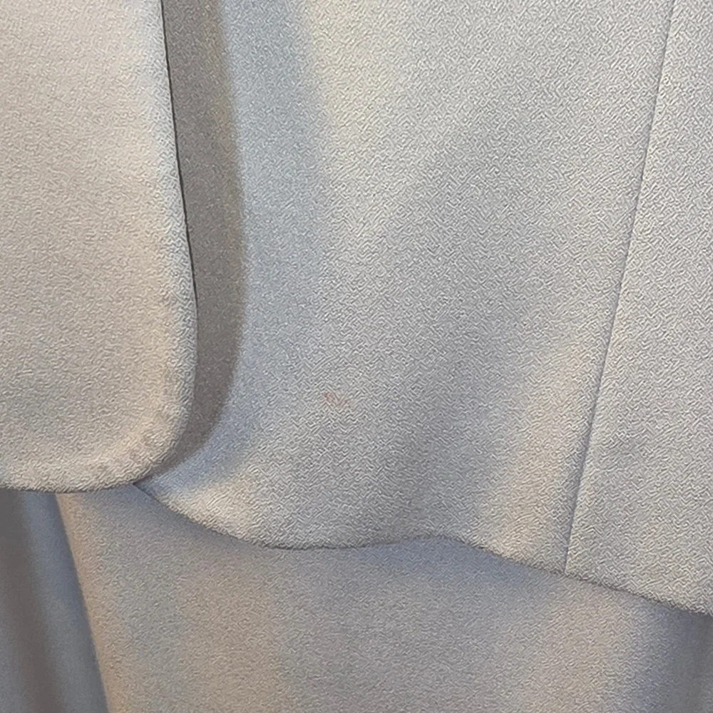 Vintage Saville 100% Silk Two Piece Suit Set Women's‎ 14 Light Gray Blazer Skirt